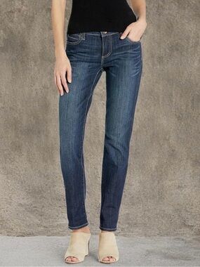 Kut from the Kloth Catherine Boyfriend Jean New Royal Blue Stretch Denim